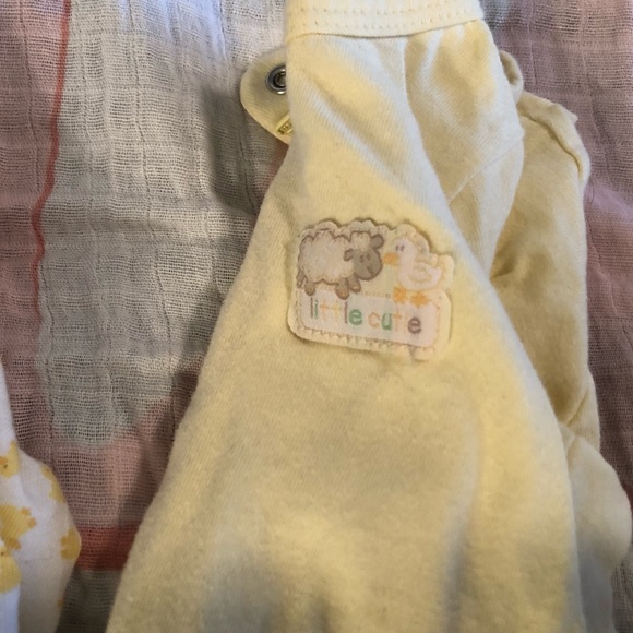 💜 Three pack neutral footed sleepers - Picture 2 of 5